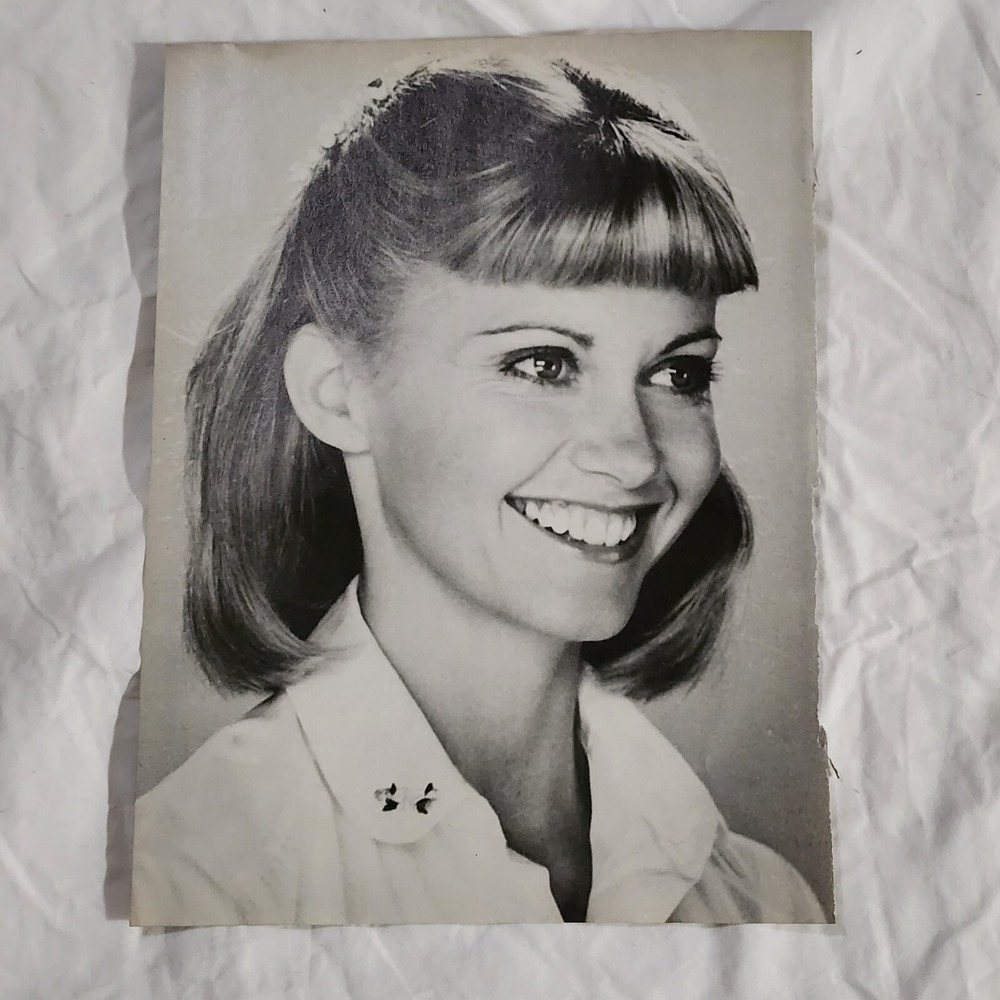 Olivia Newton-John B&W Parker Stevenson color vintage pinup clipping 1970s 8x10